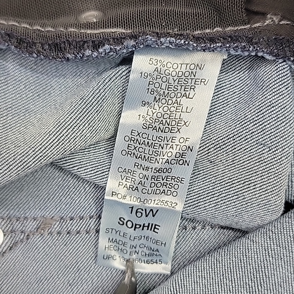 WIT & WISDOM SOPHIE 16W DARK BLUE JEANS - Picture 11 of 12